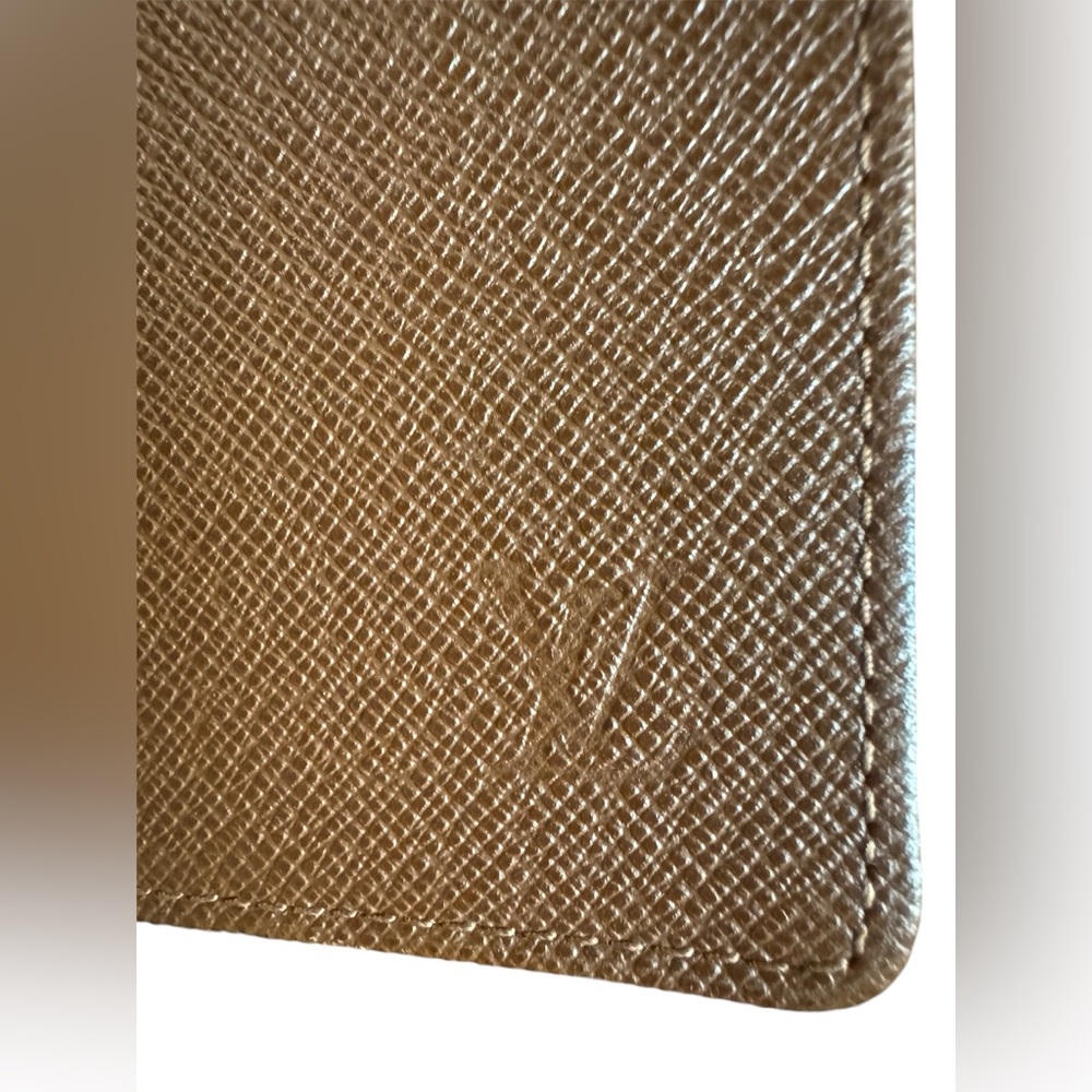 🪪 Louis Vuitton Monogram Classic Unisex Leather Card/ID Holder Wallet